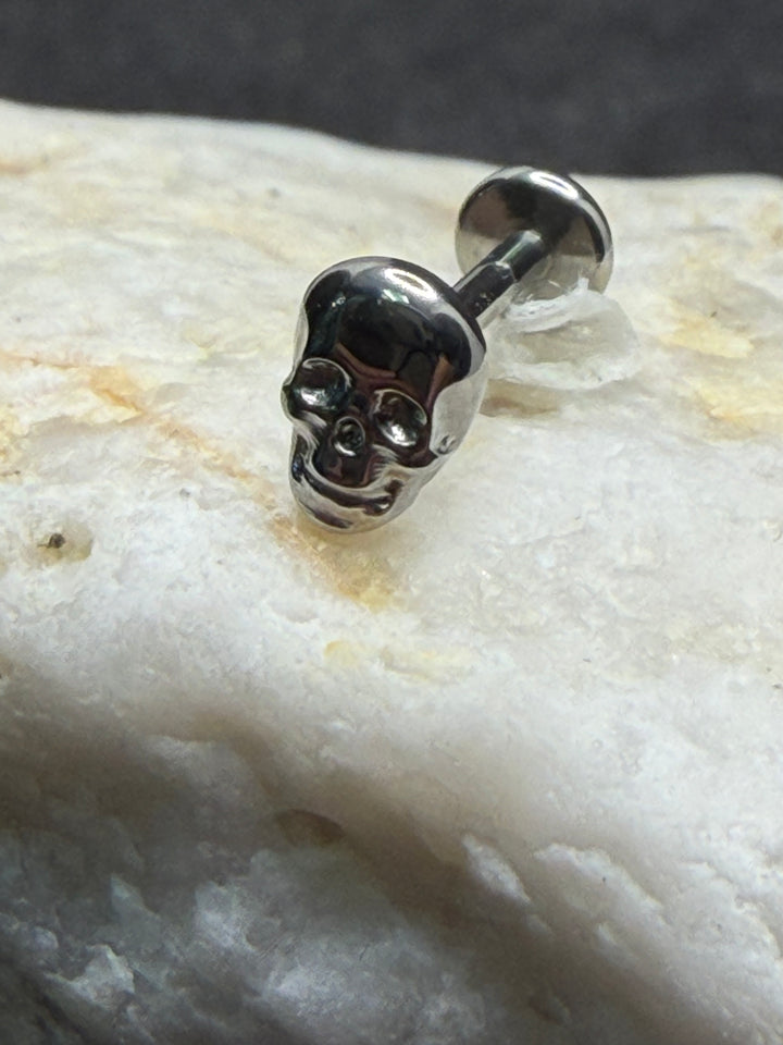 Titanium Gothic Skull Labret