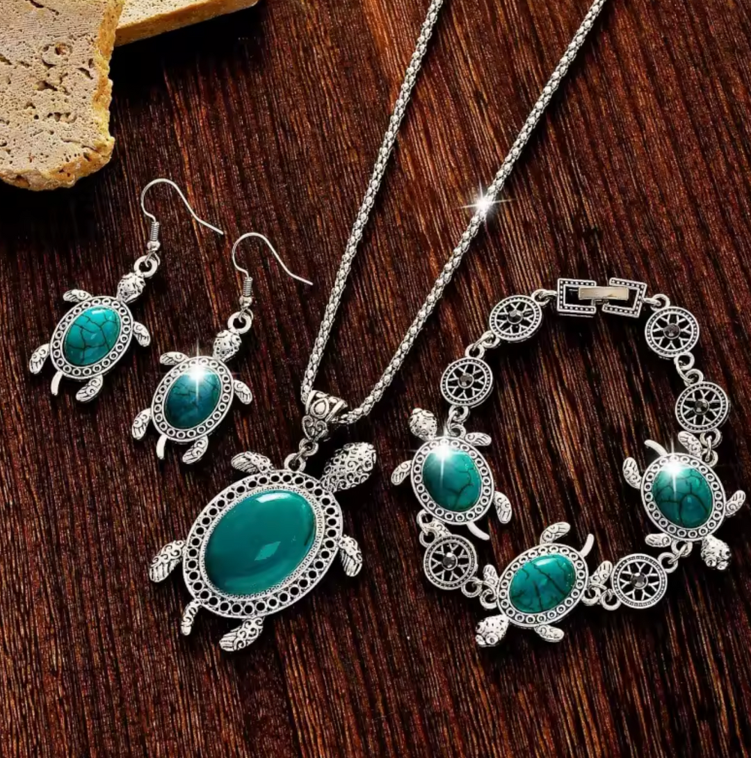 Wholesale Bohemian Ethnic Style Alloy Jewelry Three-Piece Set Vintage Turquoise Necklace Earrings and Bracelet Set