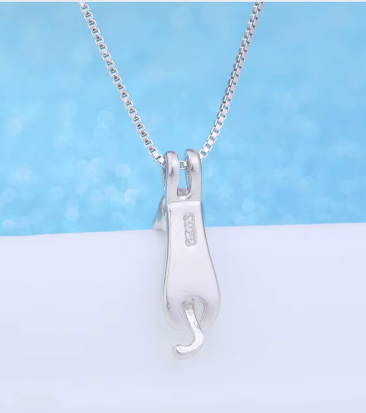 Sterling Silver Cute Hanging Cat Adjustable necklace.