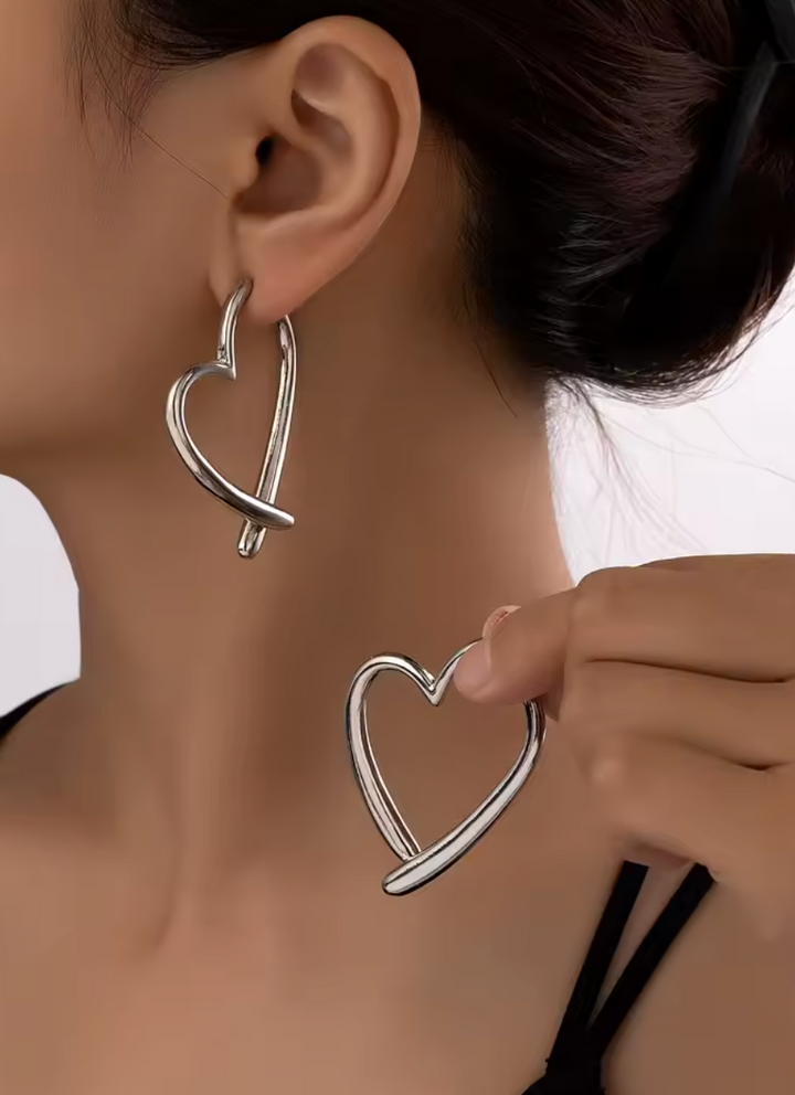 Dangling Lightweight  Large Heart Earrings