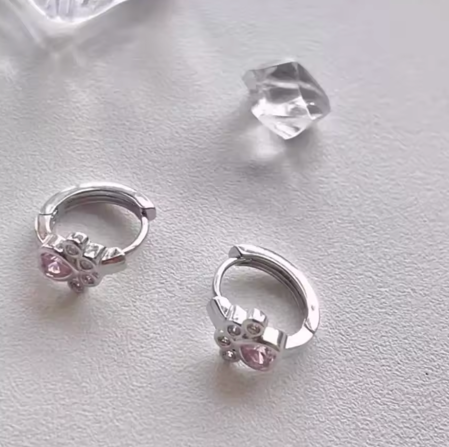 Sterling Silver Paw Print Sparkly Clicker Hoop