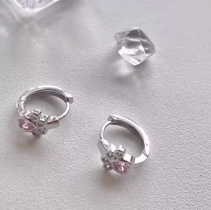 Sterling Silver Paw Print Sparkly Clicker Hoop